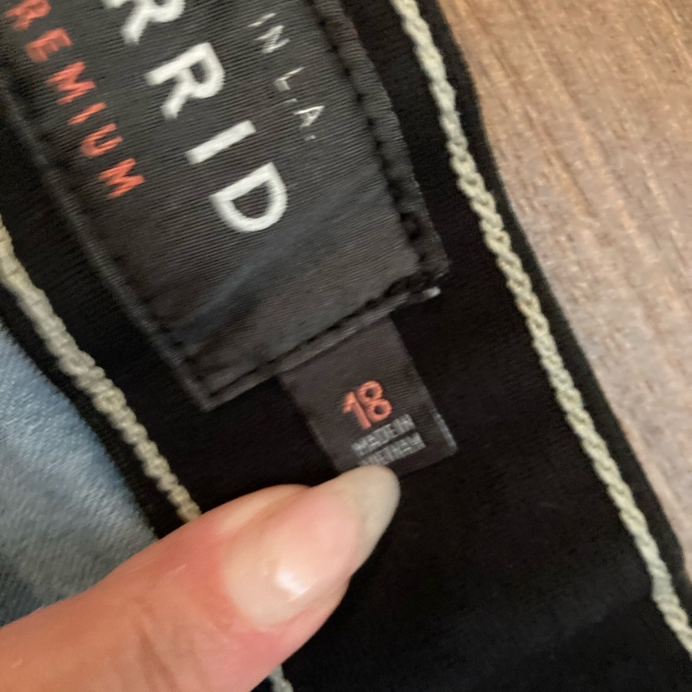 TORRID Bombshell Premium Stretch Skinny Jeans Curve Plus Women’s 18 - Picture 5 of 13